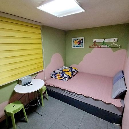 コステイ ゲストハウス ソウル ステーション ソウル特別市 エクステリア 写真